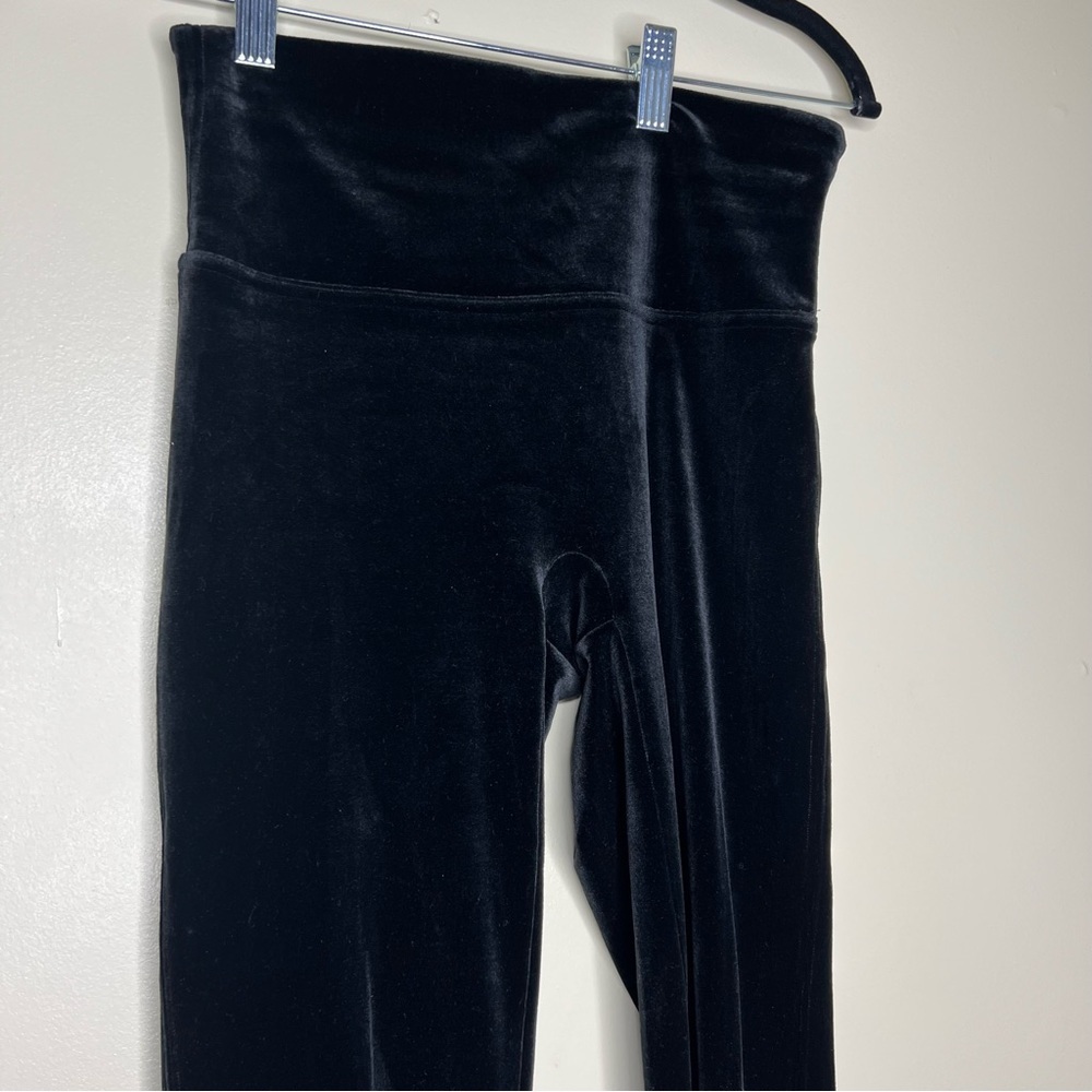 Spanx Velvet Leggings Black - Picture 3 of 6